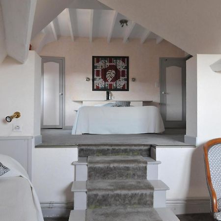 Le Relais St Jacques Hotel Collonges-la-Rouge ภายนอก รูปภาพ